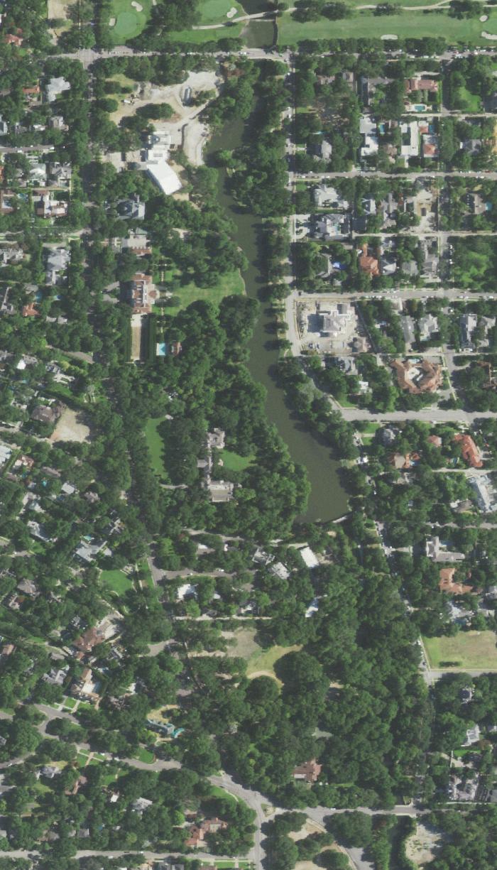 Aerial map of Lakeside Park with the stops numbered, the stone arch lettered A and the other bridges lettered B to D